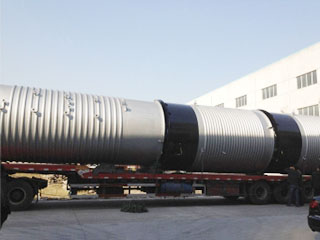 內(nèi)，外冷卻罐